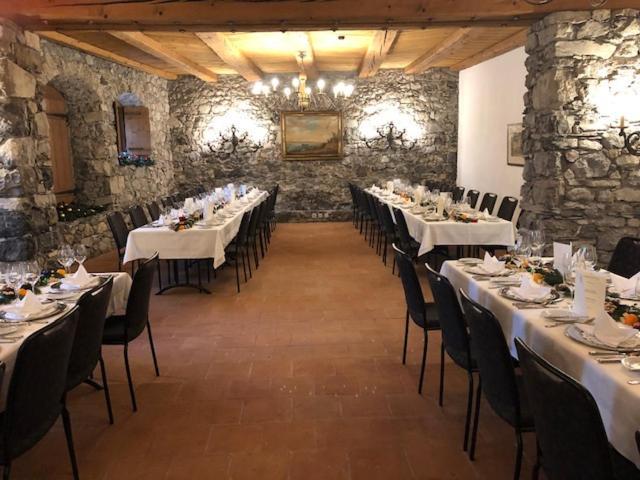 Hotel Gasthof Loewen Vaduz Exterior photo