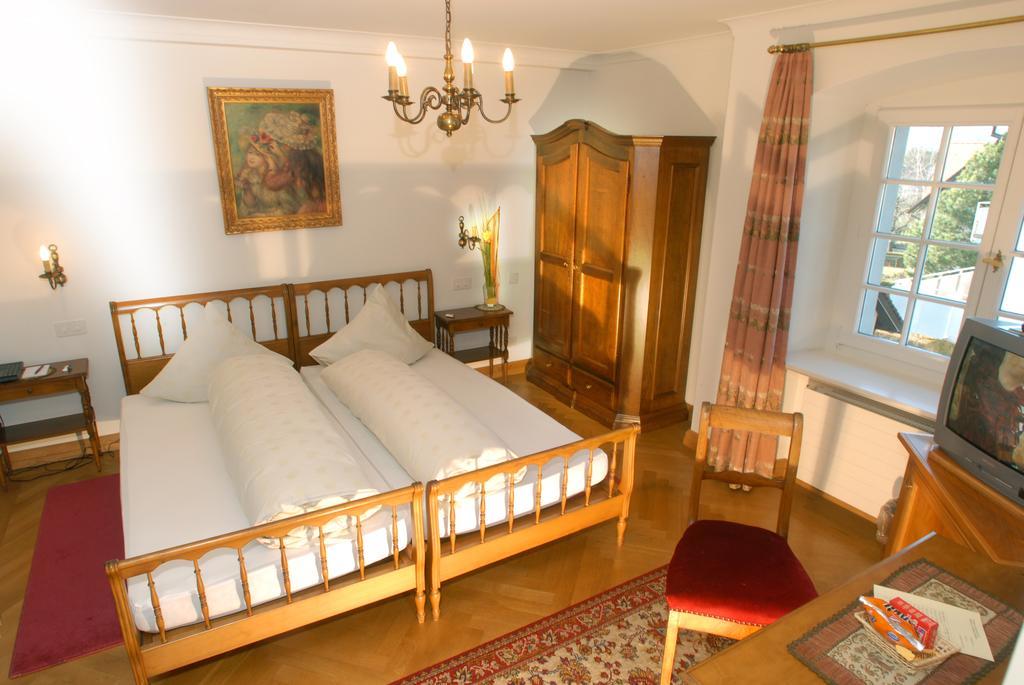 Hotel Gasthof Loewen Vaduz Exterior photo